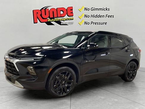 Used 2024 Chevrolet Blazer LT w/ Convenience Package AWD/4WD image 4