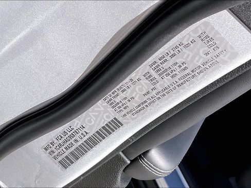 New 2025 Jeep Grand Cherokee Altitude image 20