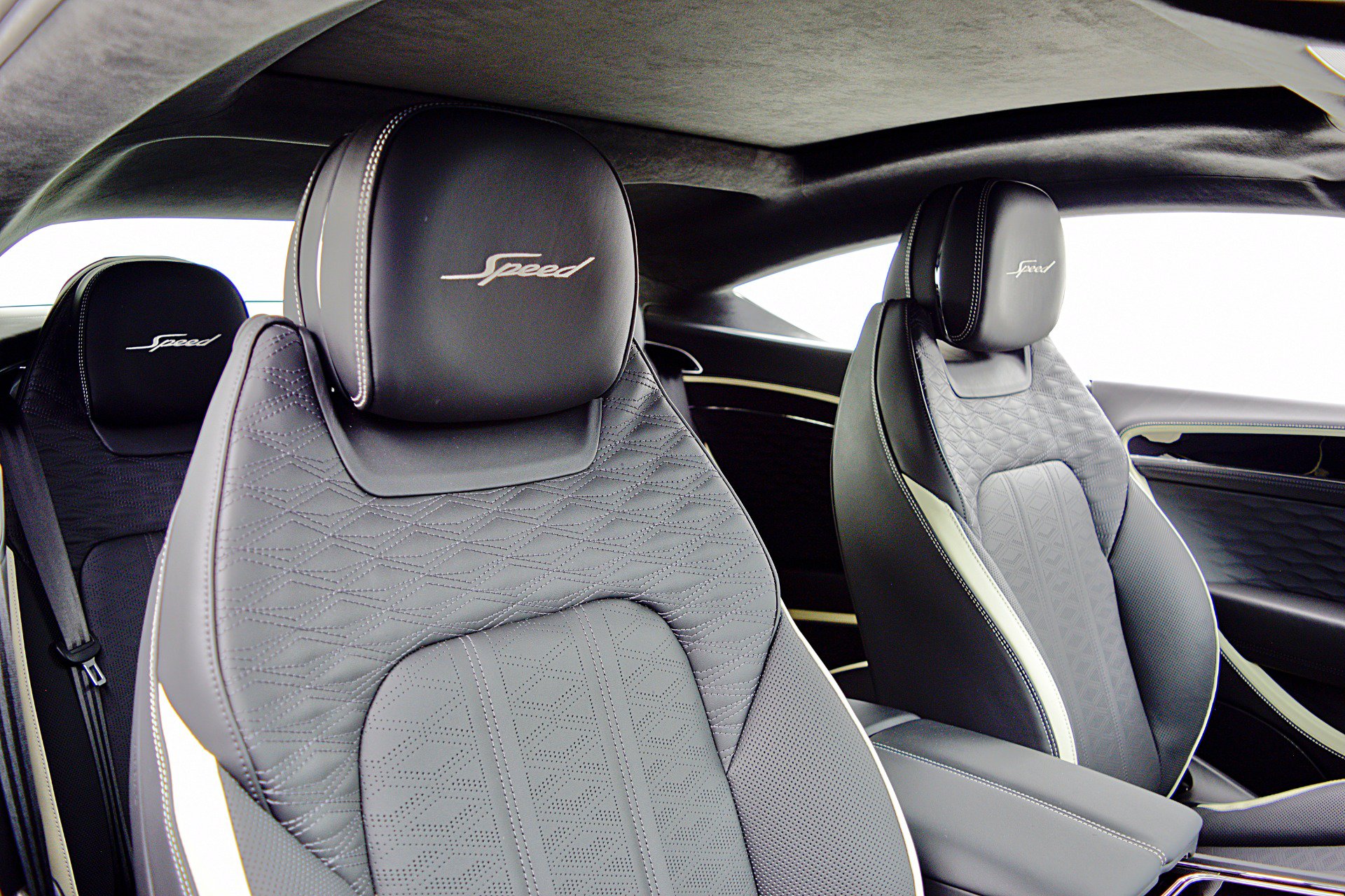 Used 2025 Bentley Continental GT Speed AWD/4WD image 32
