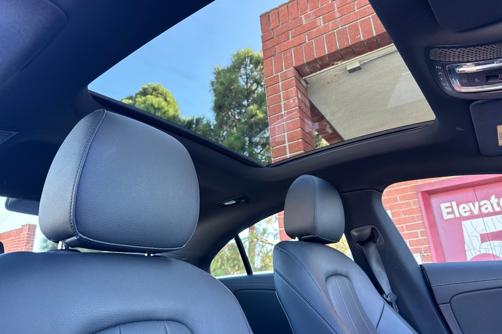 Used 2025 Mercedes-Benz CLA 250 image 19
