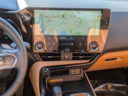 Used 2025 Lexus NX 350h AWD w/ Accessory Package (2T) image 29