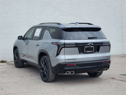 New 2026 Chevrolet Traverse RS image 3
