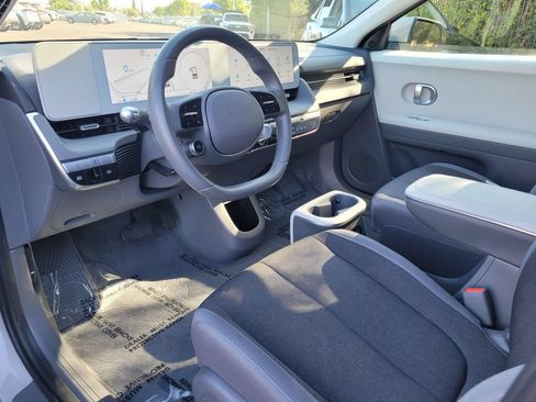 Used 2024 Hyundai Ioniq 5 SE RWD image 11