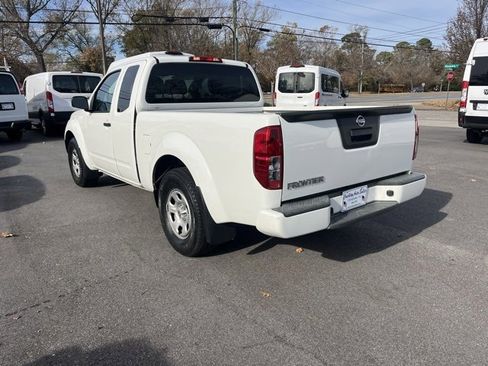 Used 2020 Nissan Frontier S image 5