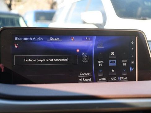 Used 2017 Lexus RX 450h AWD w/ Luxury Package image 37