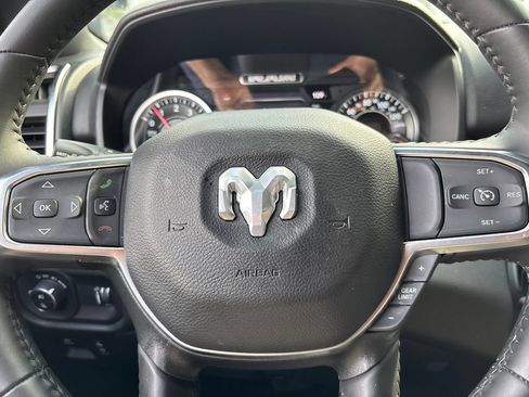 Used 2024 RAM 1500 Big Horn RWD image 16