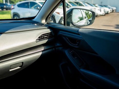 Certified 2024 Subaru Crosstrek 2.0i Premium image 32