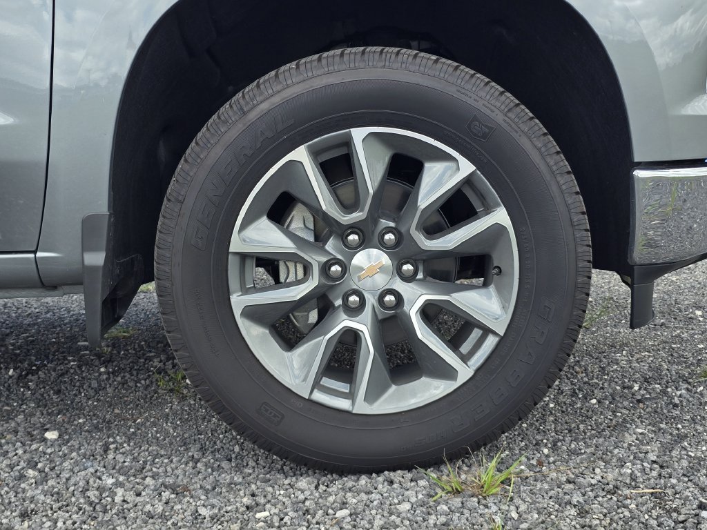 Used 2026 Chevrolet Silverado 1500 LT AWD/4WD image 12