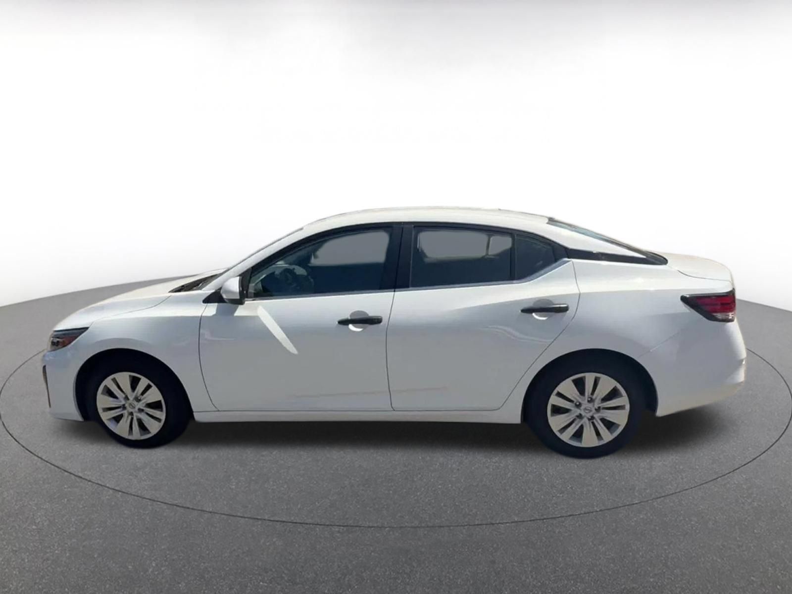 Used 2025 Nissan Sentra S FWD image 8