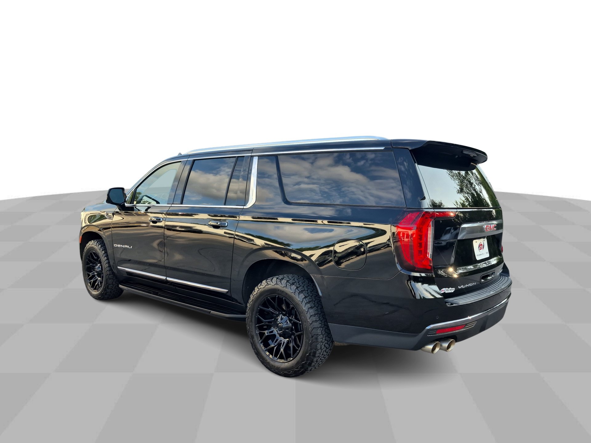 Used 2023 GMC Yukon XL Denali AWD/4WD image 7