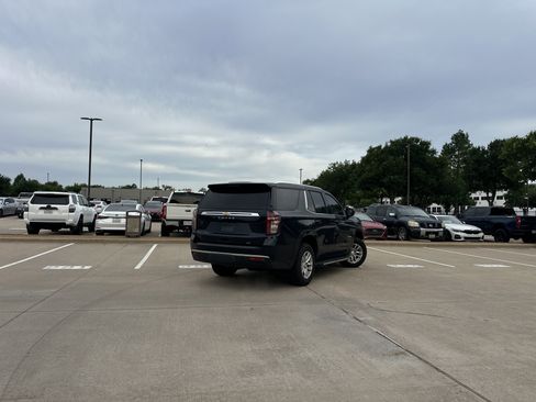 Used 2021 Chevrolet Tahoe LT image 2