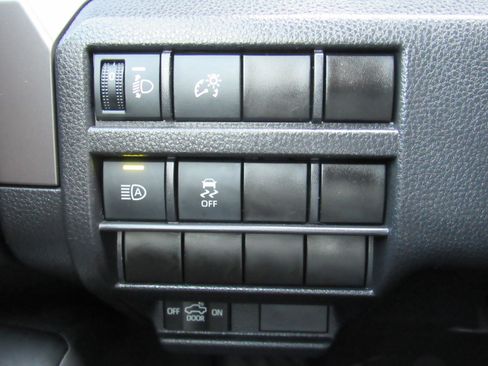 Used 2024 Toyota Tacoma SR5 image 17