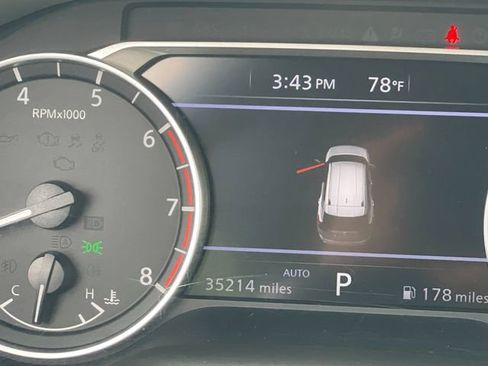 Used 2024 Nissan Rogue SV AWD/4WD image 29