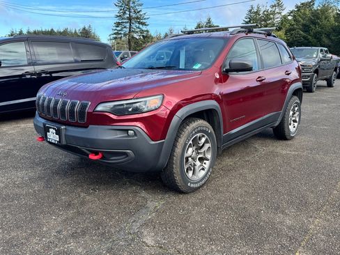 Used 2020 Jeep Cherokee Trailhawk w/ Cold Weather Group image 2