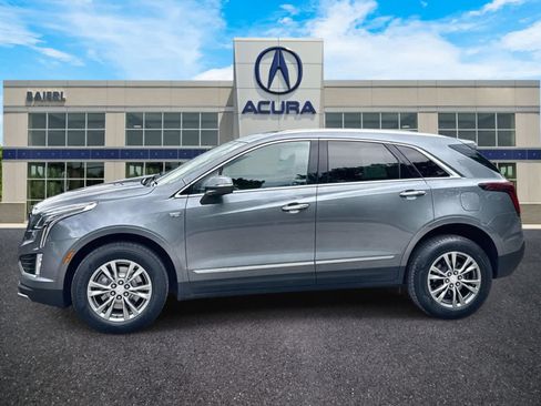 Used 2020 Cadillac XT5 Premium Luxury AWD/4WD image 2