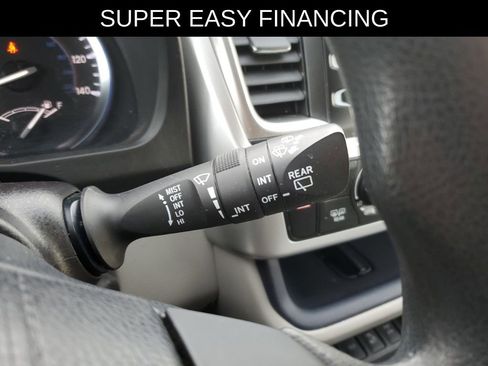 Used 2016 Toyota Highlander LE image 17