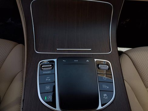 Used 2022 Mercedes-Benz GLC 300 image 11
