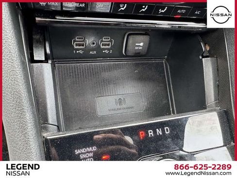 Used 2024 Jeep Grand Cherokee L Limited w/ Luxury Tech Group II image 25