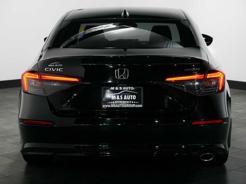 Used 2025 Honda Civic Sport image 5