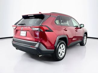 Used 2019 Toyota RAV4 LE FWD video 2