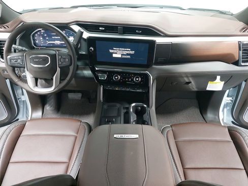 New 2026 GMC Sierra 3500 Denali w/ Denali Reserve Package image 9