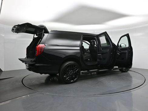 New 2026 Ford Expedition Max Platinum AWD/4WD image 5