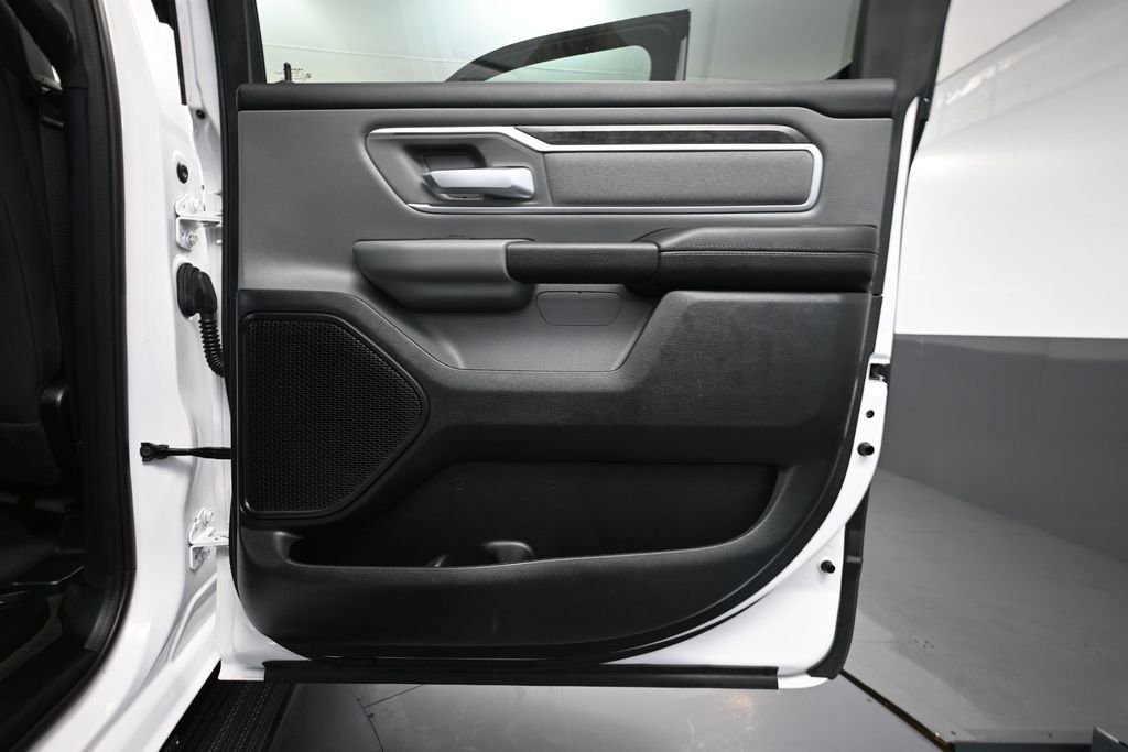 Used 2021 RAM 1500 Big Horn AWD/4WD image 32