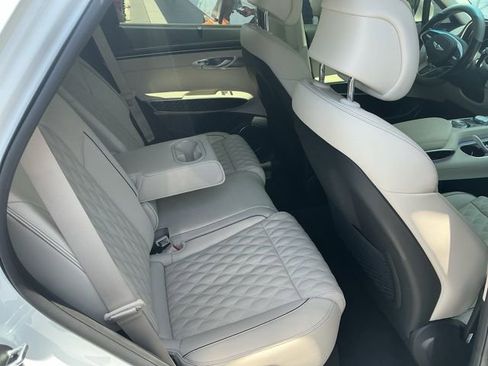 Used 2025 Genesis GV70 3.5T Sport w/ Sport Prestige Package AWD/4WD image 9