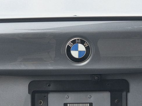 Used 2021 BMW M550i xDrive w/ Dynamic Handling Package AWD/4WD image 39