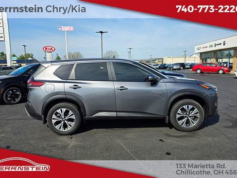 Used 2023 Nissan Rogue SV image 28