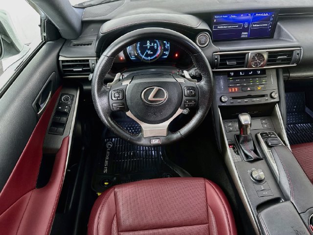Used 2019 Lexus IS 300 F Sport w/ F Sport Package AWD/4WD image 3
