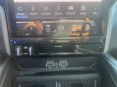 New 2025 RAM 2500 Laramie image 30