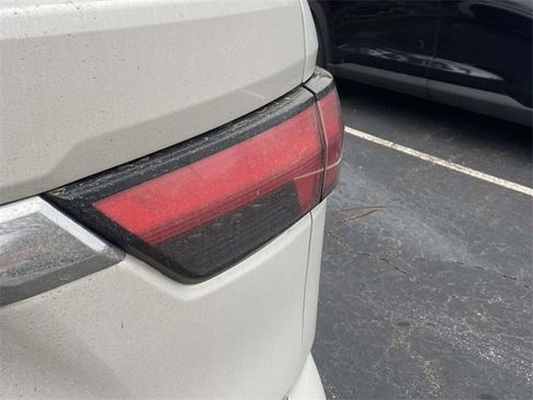 Used 2023 Toyota Sequoia Limited image 8