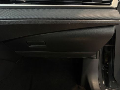 Used 2025 Toyota Camry SE FWD image 34