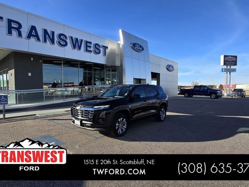 Used 2025 Chevrolet Equinox LT image 1