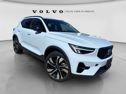 Used 2024 Volvo XC40 B5 Plus w/ Protection Package Premier