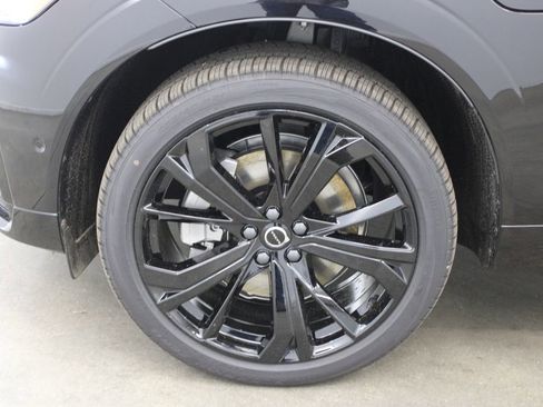 New 2026 Volvo XC60 T8 Ultra w/ Climate Package image 30