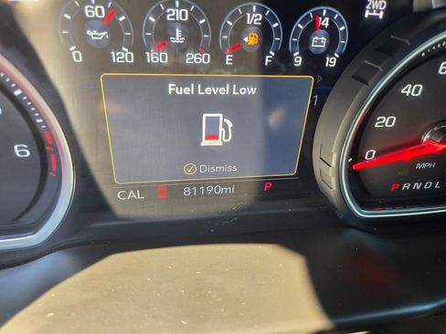 Used 2021 Chevrolet Silverado 1500 High Country w/ Technology Package image 11