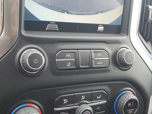 Used 2022 Chevrolet Silverado 2500 LT w/ Convenience Package image 25