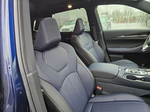 New 2026 INFINITI QX60 Sport image 12