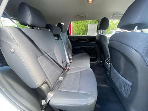 Used 2020 Kia Sorento LX w/ LX I4 Convenience Package AWD/4WD image 21