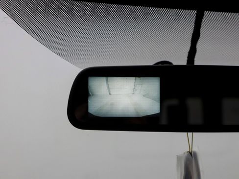 Used 2017 GMC Savana 3500 LT w/ LT Preferred Equipment Group image 21