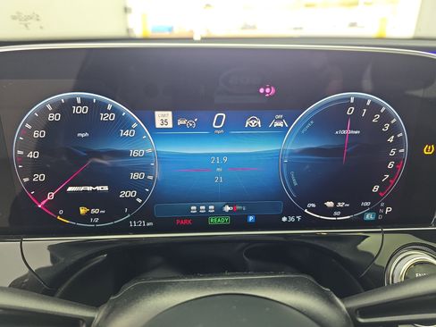 New 2026 Mercedes-Benz E 53 AMG e 4MATIC Sedan image 19