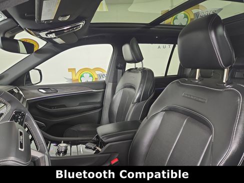 Certified 2023 Jeep Grand Cherokee Overland image 12