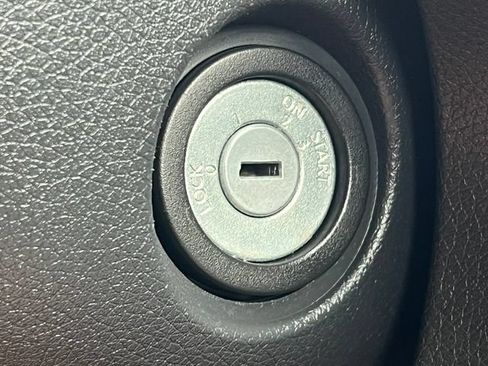 Used 2016 Nissan Rogue S FWD image 24