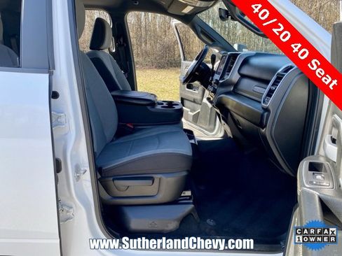 Used 2024 RAM 3500 Big Horn image 24