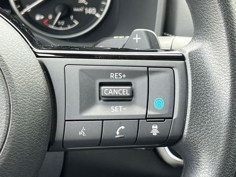 Used 2023 Nissan Rogue SV AWD/4WD image 20