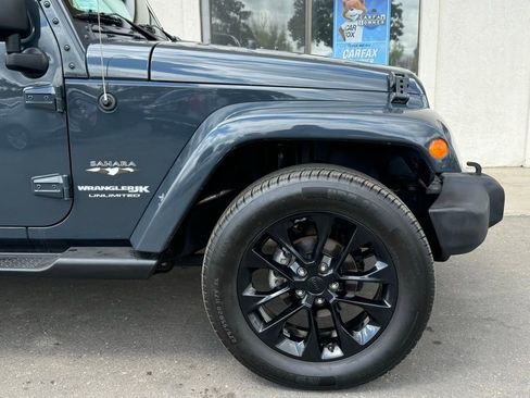 Used 2018 Jeep Wrangler Unlimited Sahara w/ Connectivity Group image 2