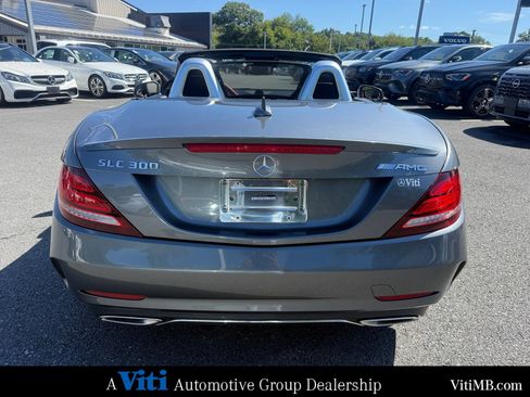 Used 2017 Mercedes-Benz SLC 300 image 8