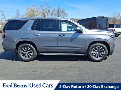 Used 2021 Chevrolet Tahoe LT w/ Luxury Package image 13